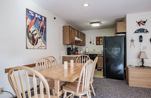 Sunday River Area Condo | On Mountain two bedroom unit sleeping 6
