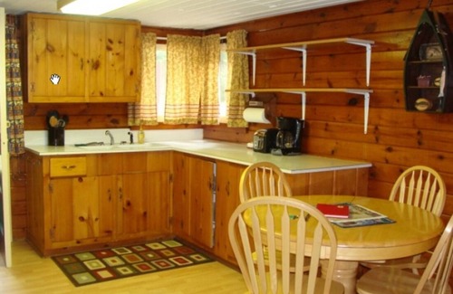 Phelps Cabin | On North Twin Lake- Northern Exposure Rentals "Minnow Bucket"
