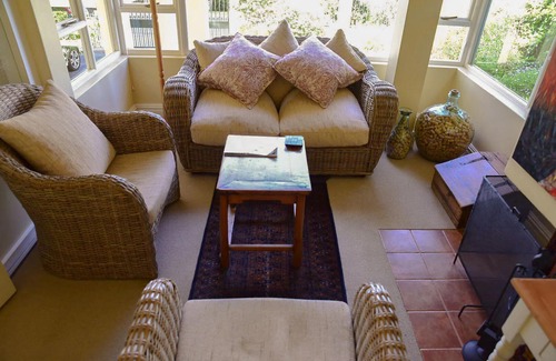 Newlands House | On Pinewood Guest House