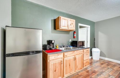 Briceville Apartment | On-Site Hiking and ATV Trails Briceville Studio