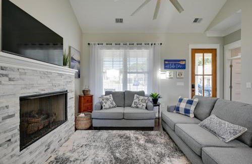 Greenwood House | On-Site Lake with Boat Ramp Greenwood Retreat!