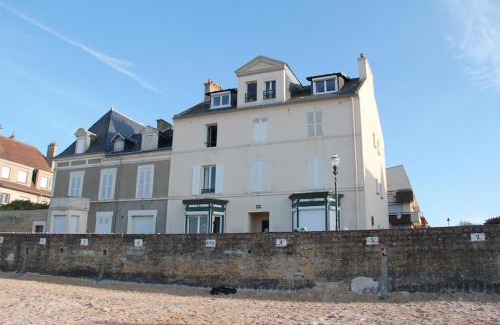 Saint-Regnobert-de-la-Cote-de-Nacre Apartment | On The Beach