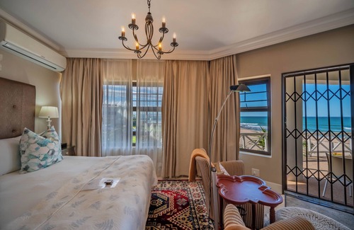 Jeffreys Bay House | On the Beach Guesthouse