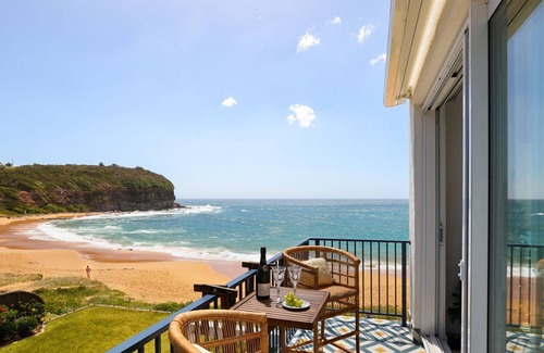Mona Vale Apartment | "On The Beach" - The ocean is your backyard
