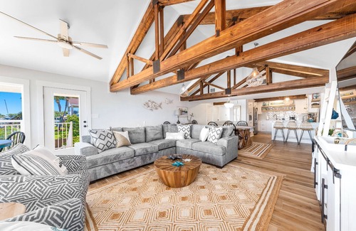 Ono Island Villa | On the Canal at Perdido Key - Splash in the private pool and take in canal views!