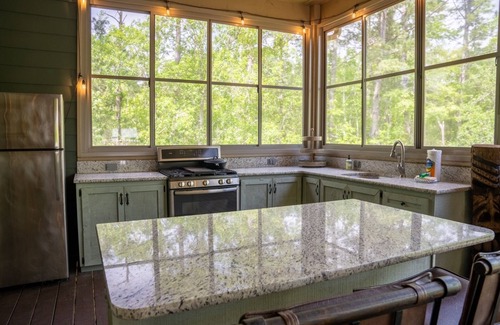 North West Florida House | On The Canal | Pet Friendly | Riverfront | Hook, Wine & Sinker