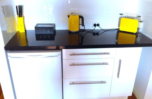 Denham Bed & Breakfast | On the Deck @ Shark Bay