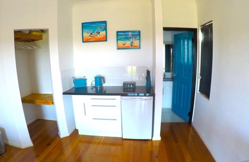 Denham Bed & Breakfast | On the Deck @ Shark Bay