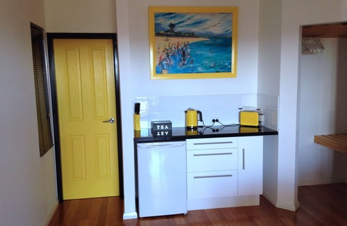 Denham Bed & Breakfast | On the Deck @ Shark Bay