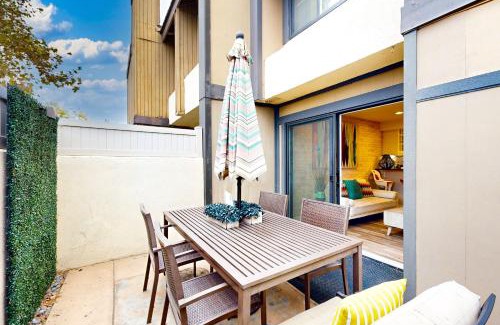 Hermosa Village Apartment | On the Doorstep