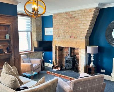 Amble House | On The Harbour - unrivalled views of Amble's harbour and estuary
