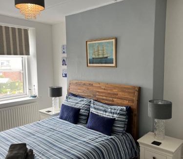 Amble House | On The Harbour - unrivalled views of Amble's harbour and estuary