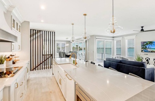 Bradenton Beach House | On the Rocks by AMI Locals