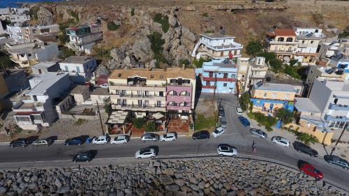 Palaiochora Hotel | On The Rocks
