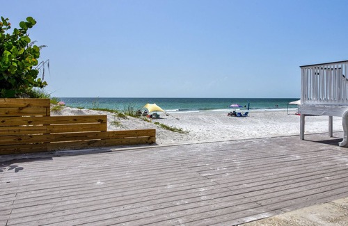 Indian Rocks Beach Apartment | On the Rocks