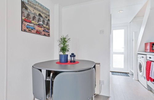 Seafront Apartment | On the Water -waterside Studio With Terrace Overlooking the Harbour