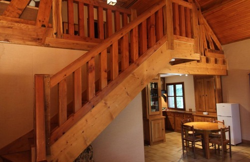 Leschaux House | On wooded character house