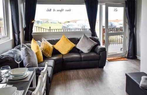 Bacton House | Once Upon A Tide