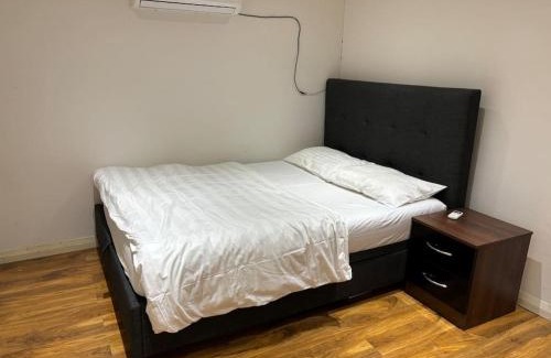 London Borough of Ealing Apartment | One bed Flat
