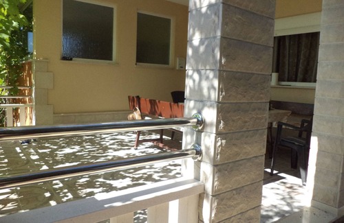 Drvenik Mali Apartment | One bedroom apartment with terrace Drvenik Mali, Drvenik (A-16787-d)
