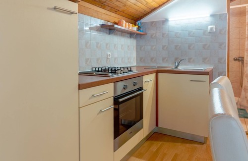 Zastrazisce Apartment | One bedroom apartment with balcony and sea view Cove Vela Stiniva, Hvar (A-14511-c)