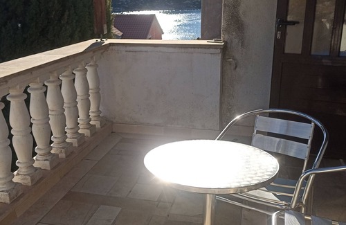 Podglavica Apartment | One bedroom apartment near beach Stupin Čeline, Rogoznica (A-21043-c)