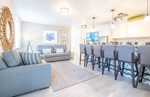 North Beach Apartment | ONE Bedroom Apartment
