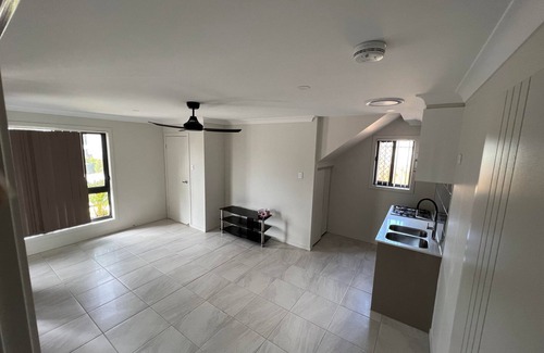 Spring Mountain Apartment | One Bedroom Apartment