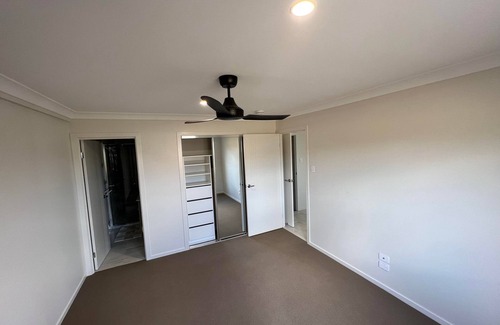 Spring Mountain Apartment | One Bedroom Apartment