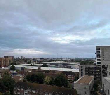 Gascoigne Apartment | One bedroom apartment