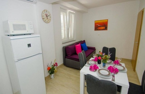Orebic Apartment | One bedroom apartment near beach Cove Osobjava, Pelješac (A-21927-a)