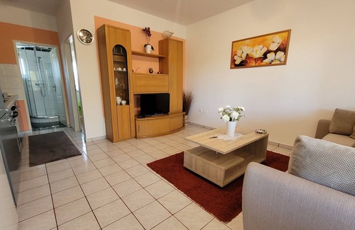 Bogovici Apartment | One bedroom apartment with air-conditioning Milovcici, Krk (A-23577-b)