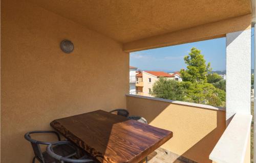 Okrug Donji Apartment | One-Bedroom Apartment In Okrug Donji