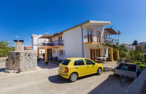 Pirovac Apartment | One bedroom apartment with balcony Pirovac, Šibenik (A-22646-a)