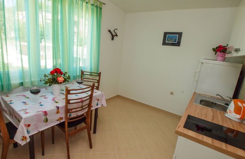 Zivogosce Apartment | One bedroom apartment with balcony and sea view Živogošće - Porat, Makarska (A-16289-a)