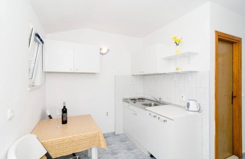 Orebic Apartment | One bedroom apartment near beach Dingač - Borak, Pelješac (A-18060-c)