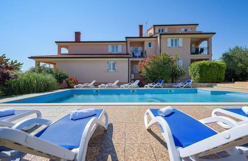 Basanija Apartment | One bedroom apartment with terrace Bašanija, Umag (A-3402-e)