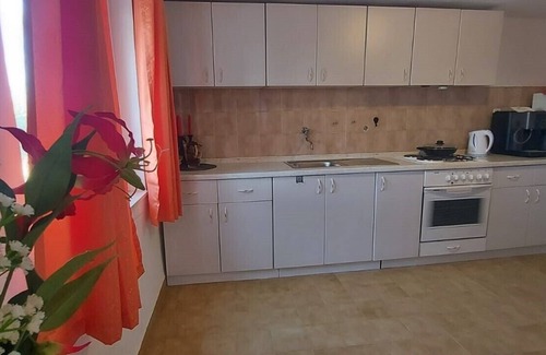 Primosten Apartment | One-bedroom apartment in the countryside