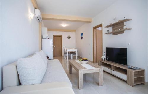 Komarna Apartment | One-Bedroom Apartment In Komarna