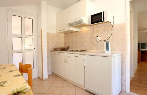 Zuljana Apartment | One bedroom apartment near beach Žuljana, Pelješac (A-10228-b)