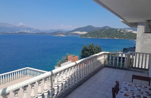 Dubrava Apartment | One bedroom apartment near beach Cove Pještata, Pelješac (A-14440-c)