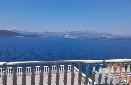 Dubrava Apartment | One bedroom apartment near beach Cove Pještata, Pelješac (A-14440-c)