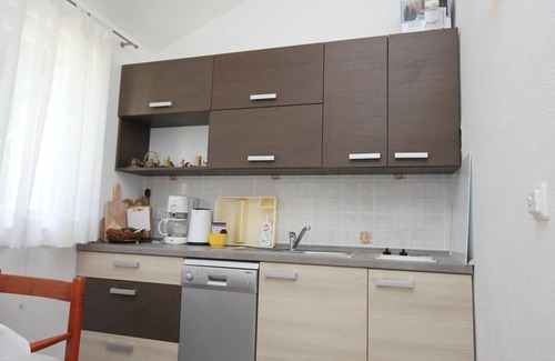 Artatore Apartment | One bedroom apartment near beach Artatore, Lošinj (A-7935-c)