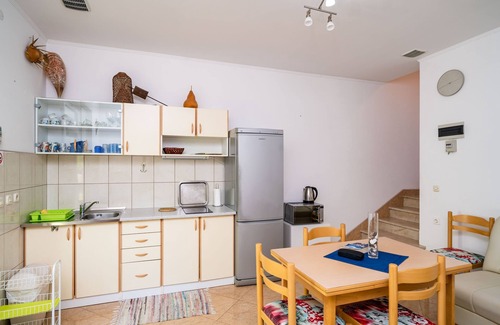 Zuljana Apartment | One bedroom apartment with air-conditioning Žuljana, Pelješac (A-10233-a)