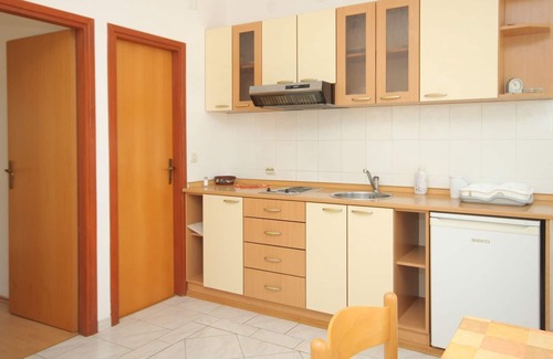 Bozava Apartment | One bedroom apartment with terrace Božava, Dugi otok (A-8123-b)