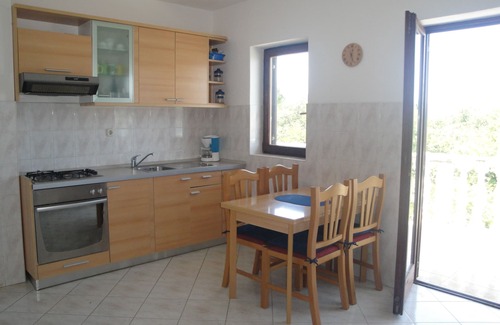 Soline Apartment | One-bedroom Apartment with Sea View Kutlesa