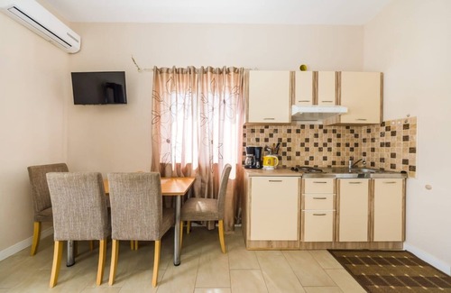 Zaton Apartment | One bedroom apartment with terrace Zaton, Zadar (A-15000-d)
