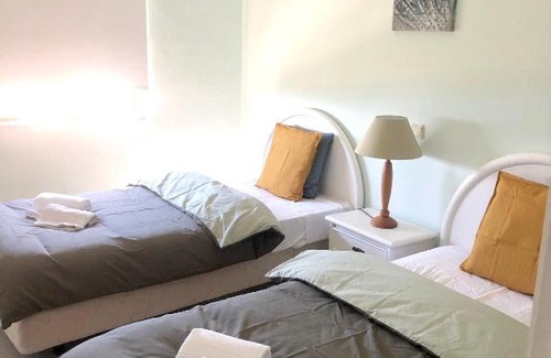 Vale de Centianes Apartment | One bedroom appartement at Carvoeiro 50 m away from the beach with sea view and furnished balcony
