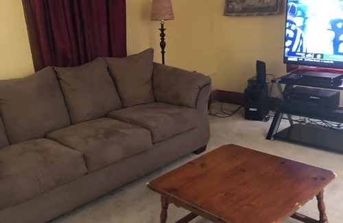 Parral House | One Bedroom Close To Shopping In Parral, Ohio