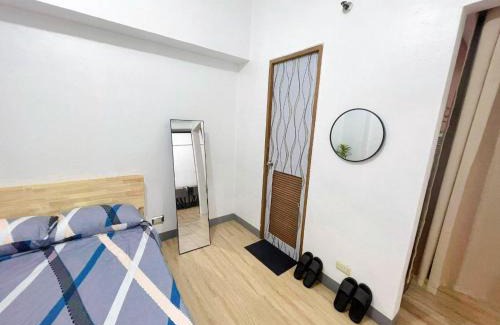Bagumbayan Apartment | One Bedroom condo Unit in Eastwood Libis . Fast free wifi/netflix